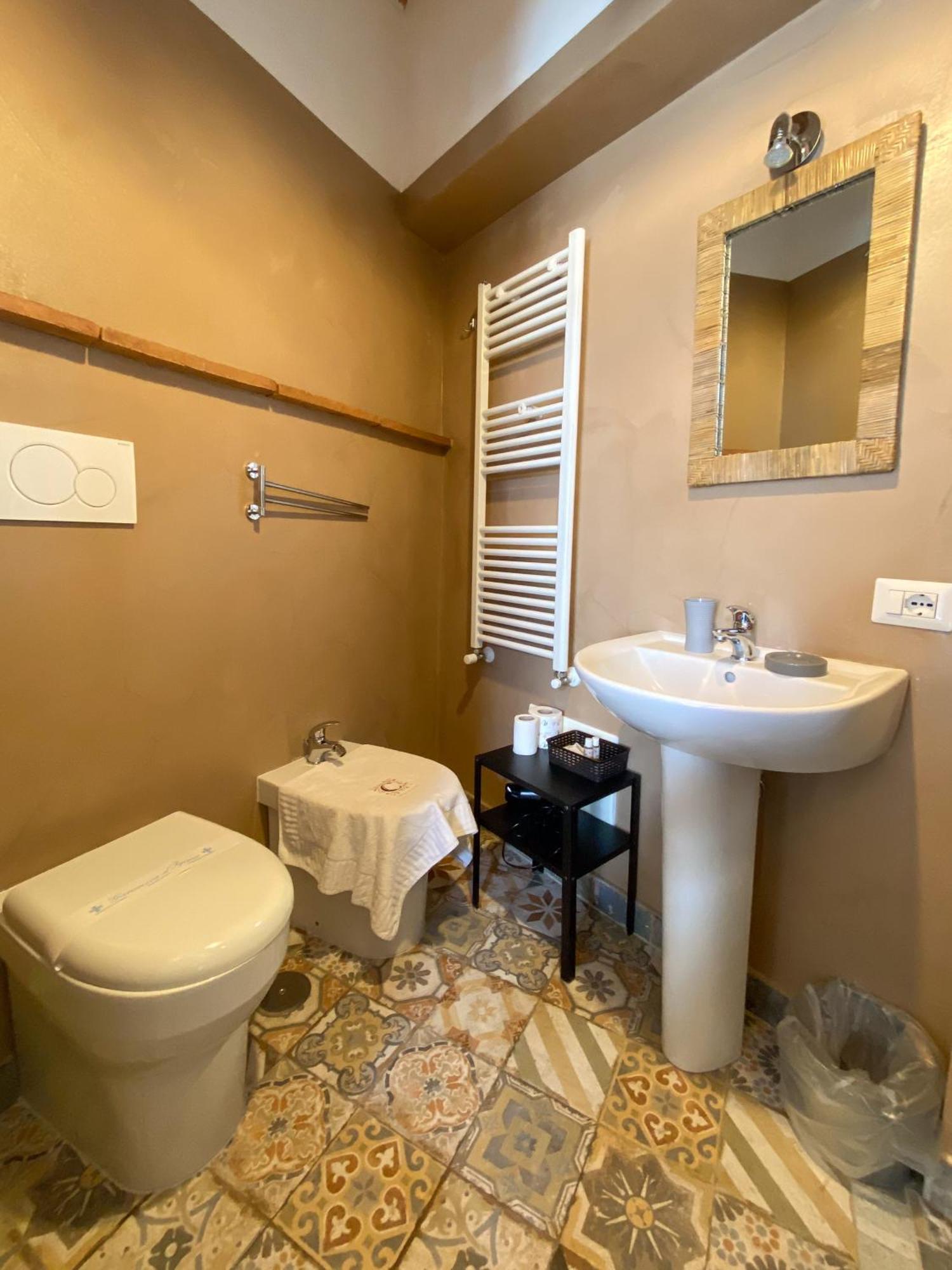 Casale 1541 Panzió Bolsena Kültér fotó